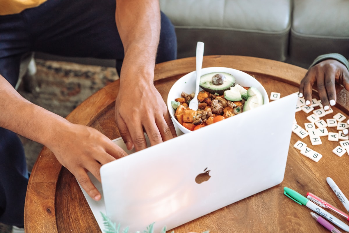 Professional nutritionist consultation